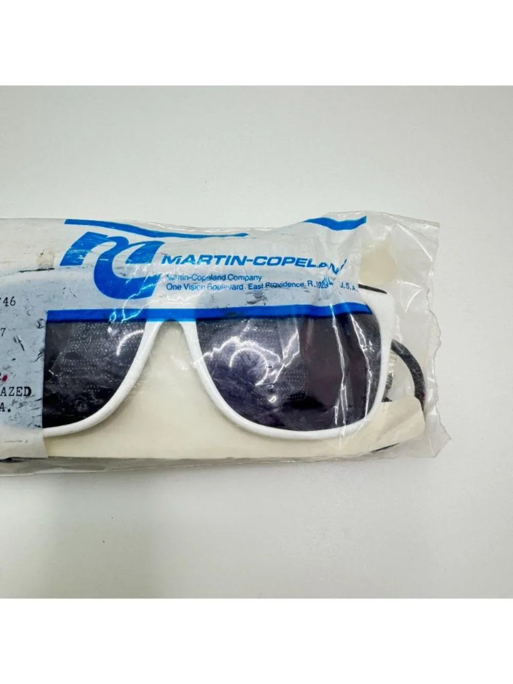 Martin-Copeland Sunglasses Lion In The Sun Style 746 White W/ Black Color 02 M12